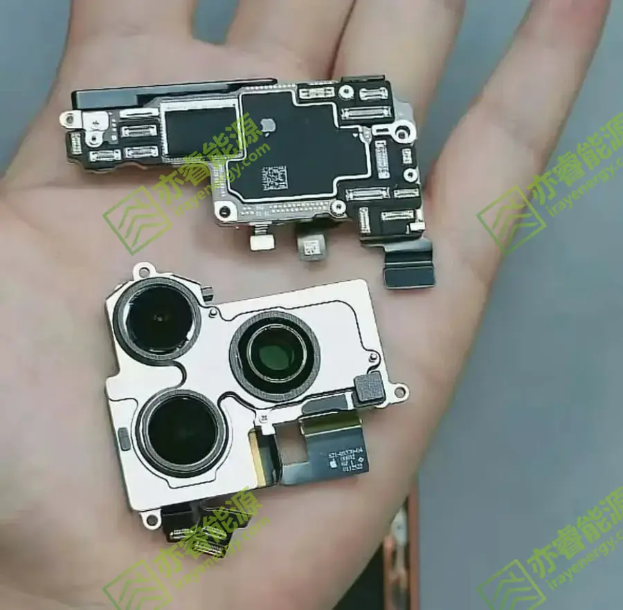 iPhone 17 Camera Components