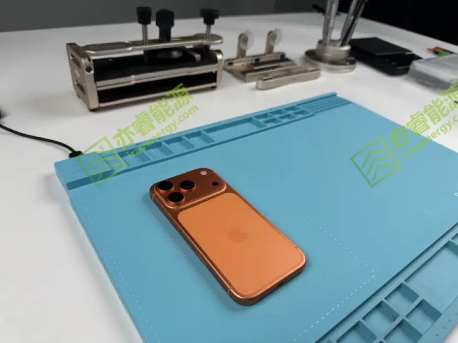 iPhone17 teardown diagram 1
